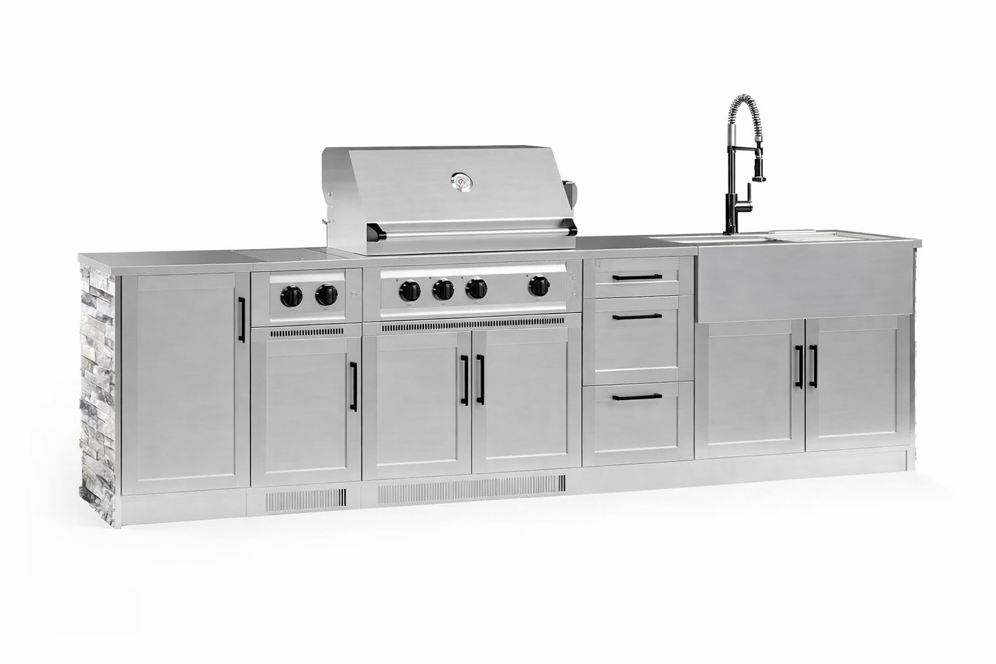 Outdoor Kitchens & Cabinets