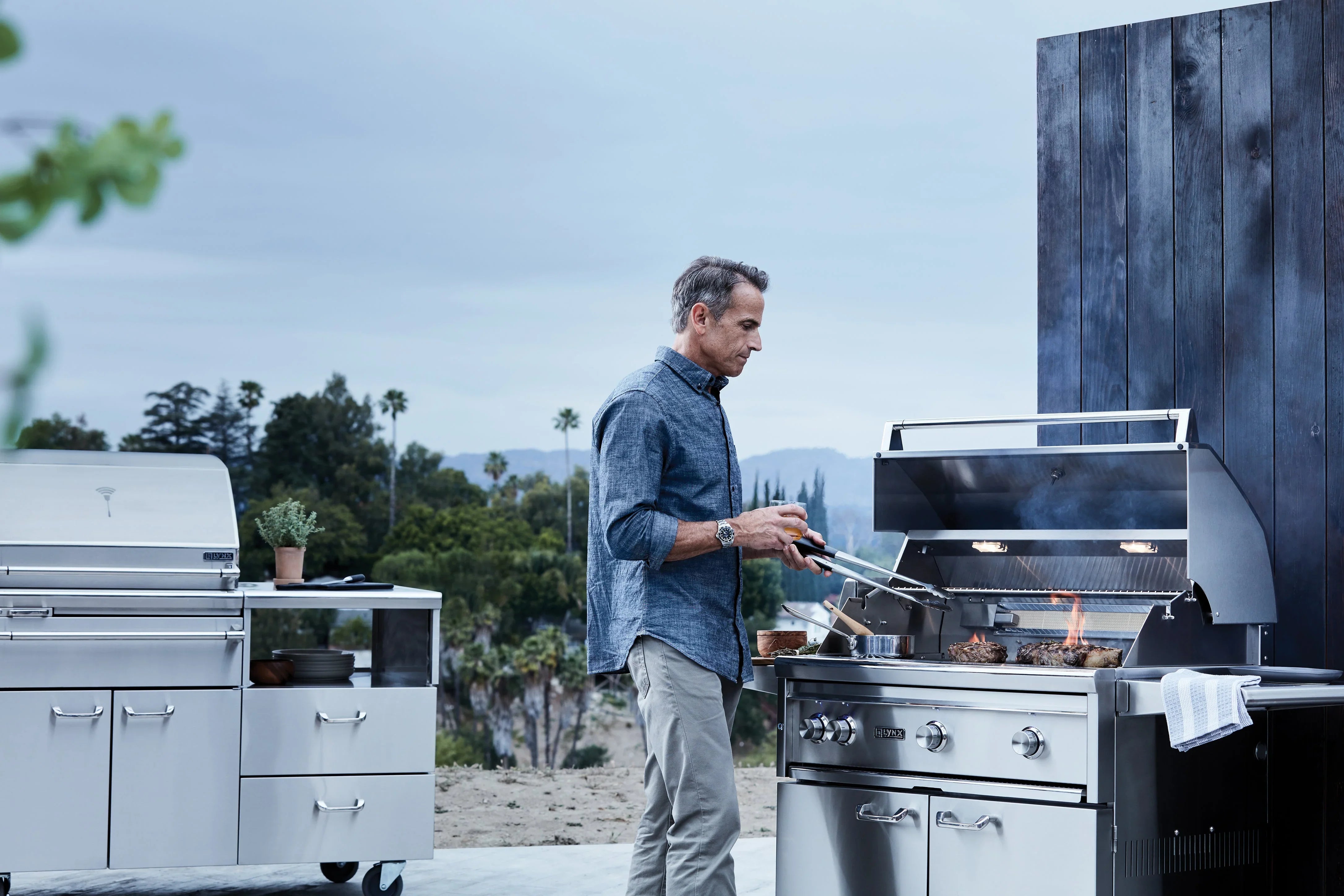 Lynx L42ATRF | 42" Professional Freestanding Grill