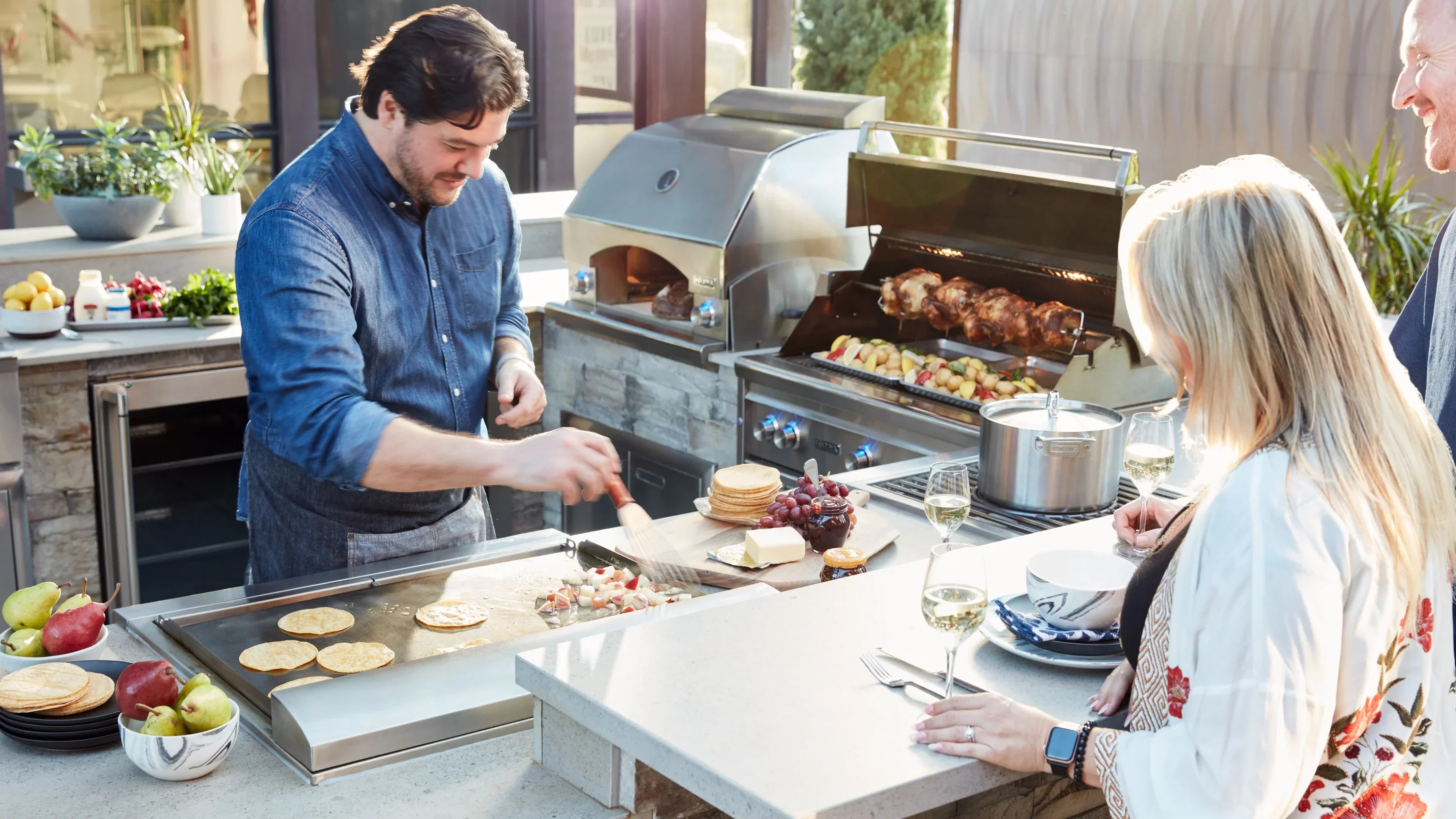 Lynx LPZA | 30" Napoli Outdoor Oven | Gas Powered Wood-Fired Cooking