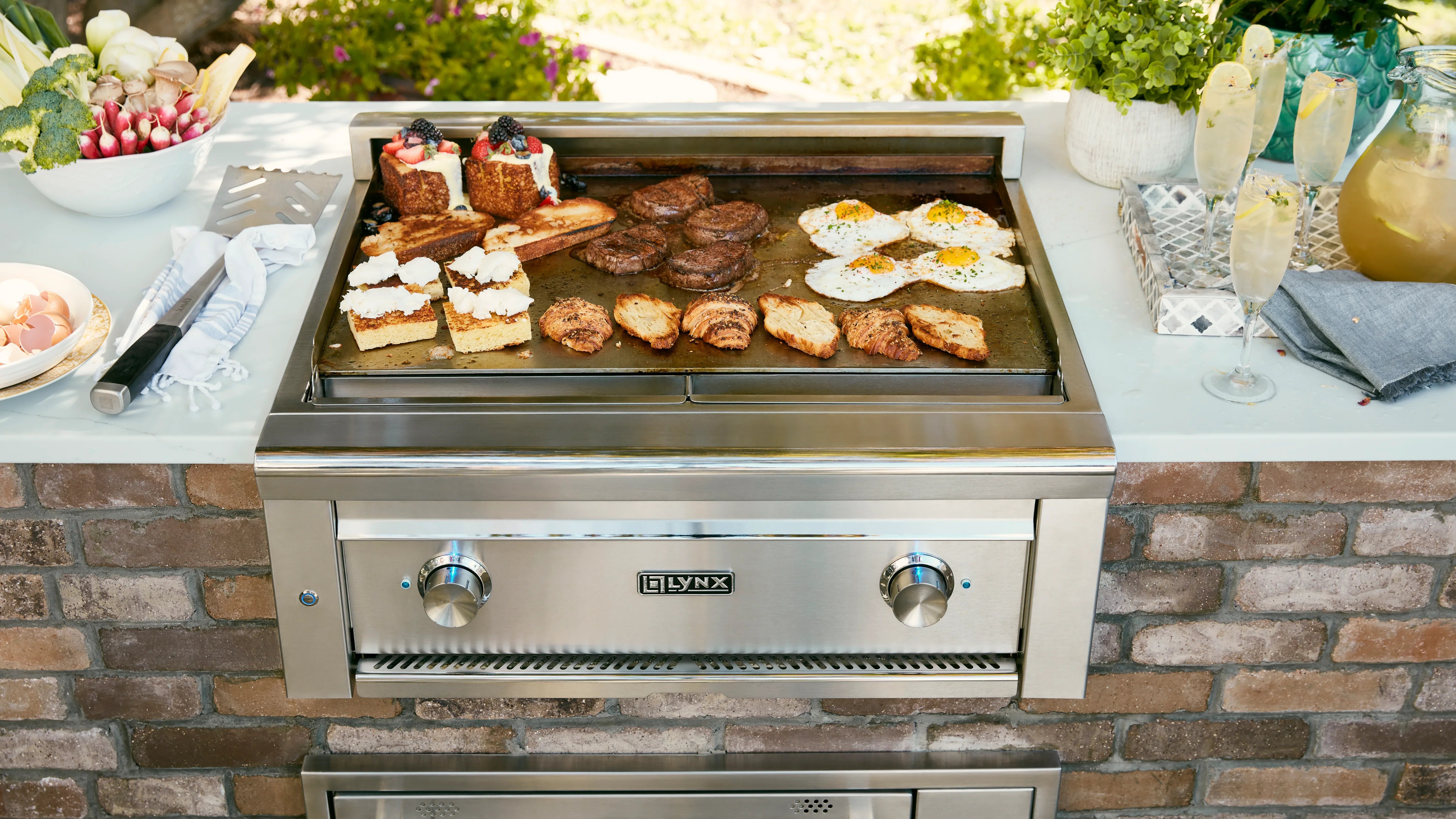 Lynx L30AG | 30" Lynx Asado Built-In Grill | Liquid Propane Natural Gas