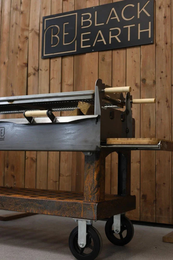 Black Earth M83-2078 | Gaucho 53 Grill | Wood Fire Cooking