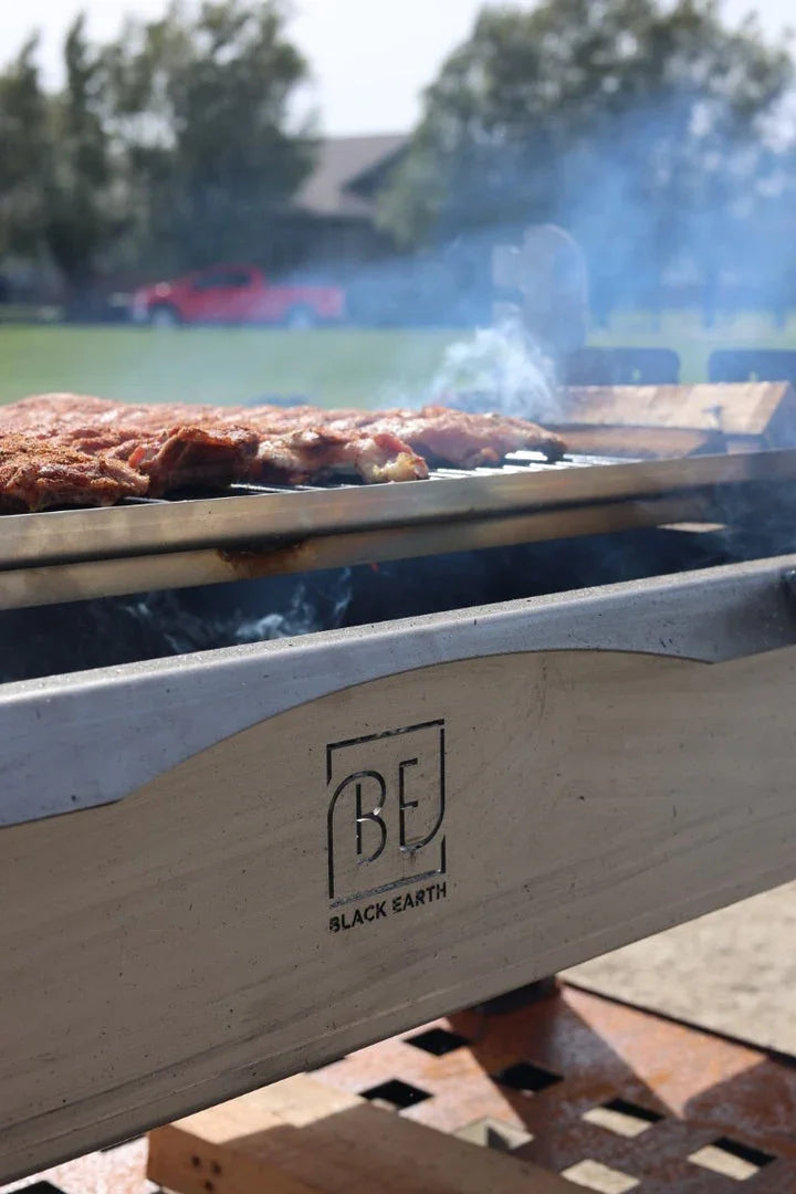 Black Earth M83-2078 | Gaucho 53 Grill | Wood Fire Cooking