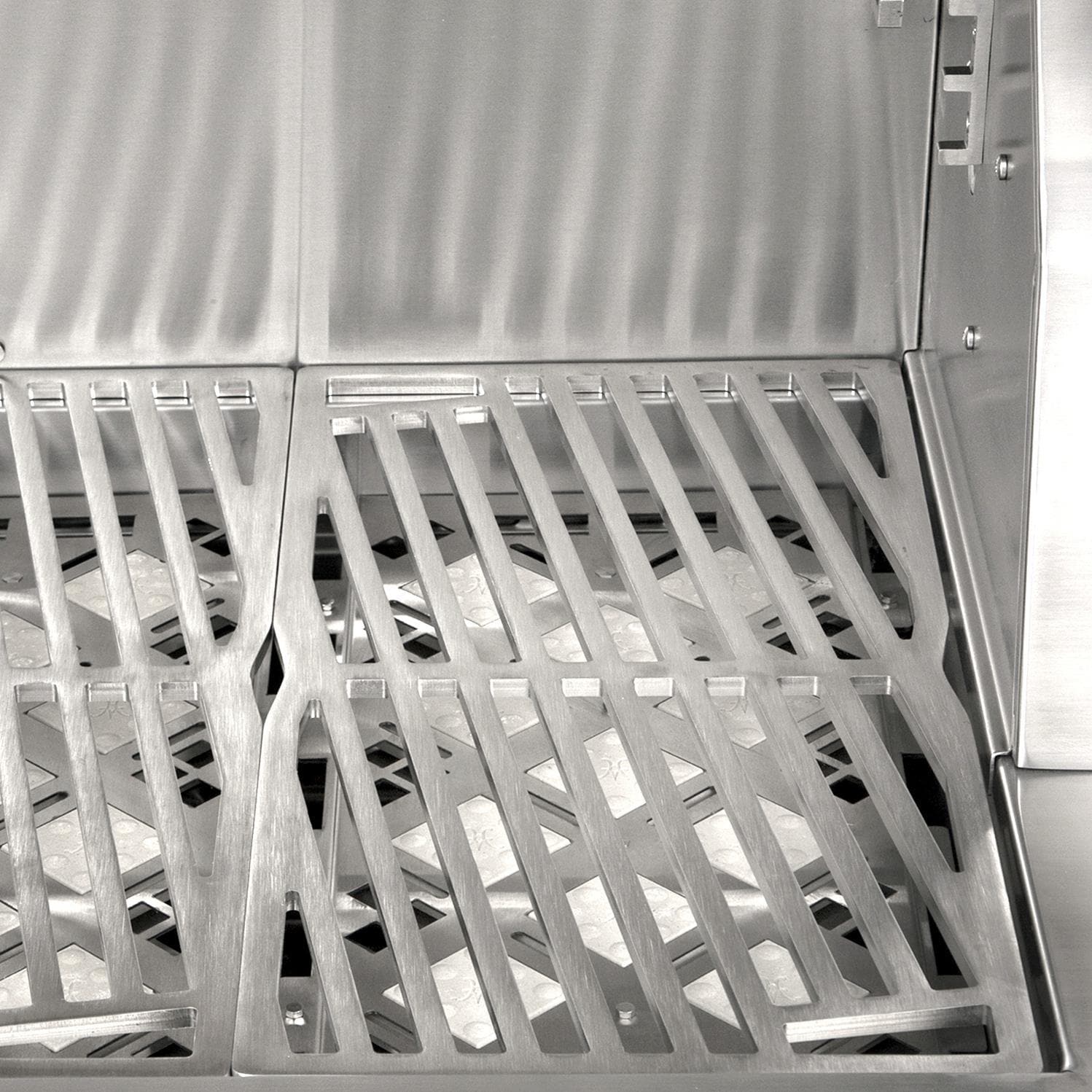 Hestan 30″ Outdoor Built-In Grill with Rotisserie