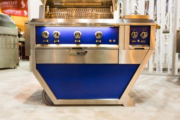Hestan | 36" Outdoor Deluxe Free Standing Grill