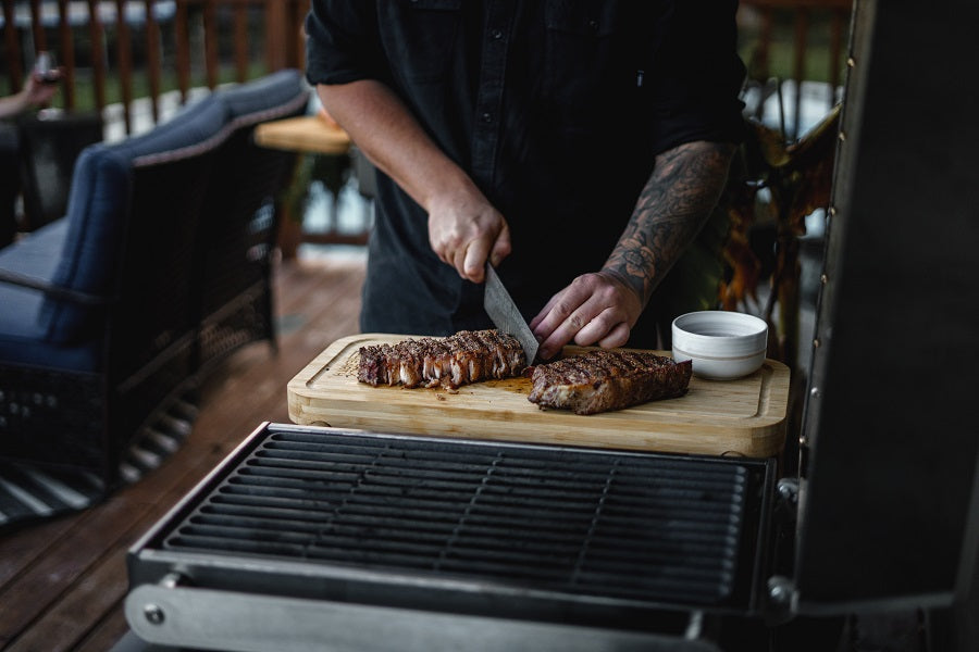 Black Earth Element 12 Gas Grill | M83-2030