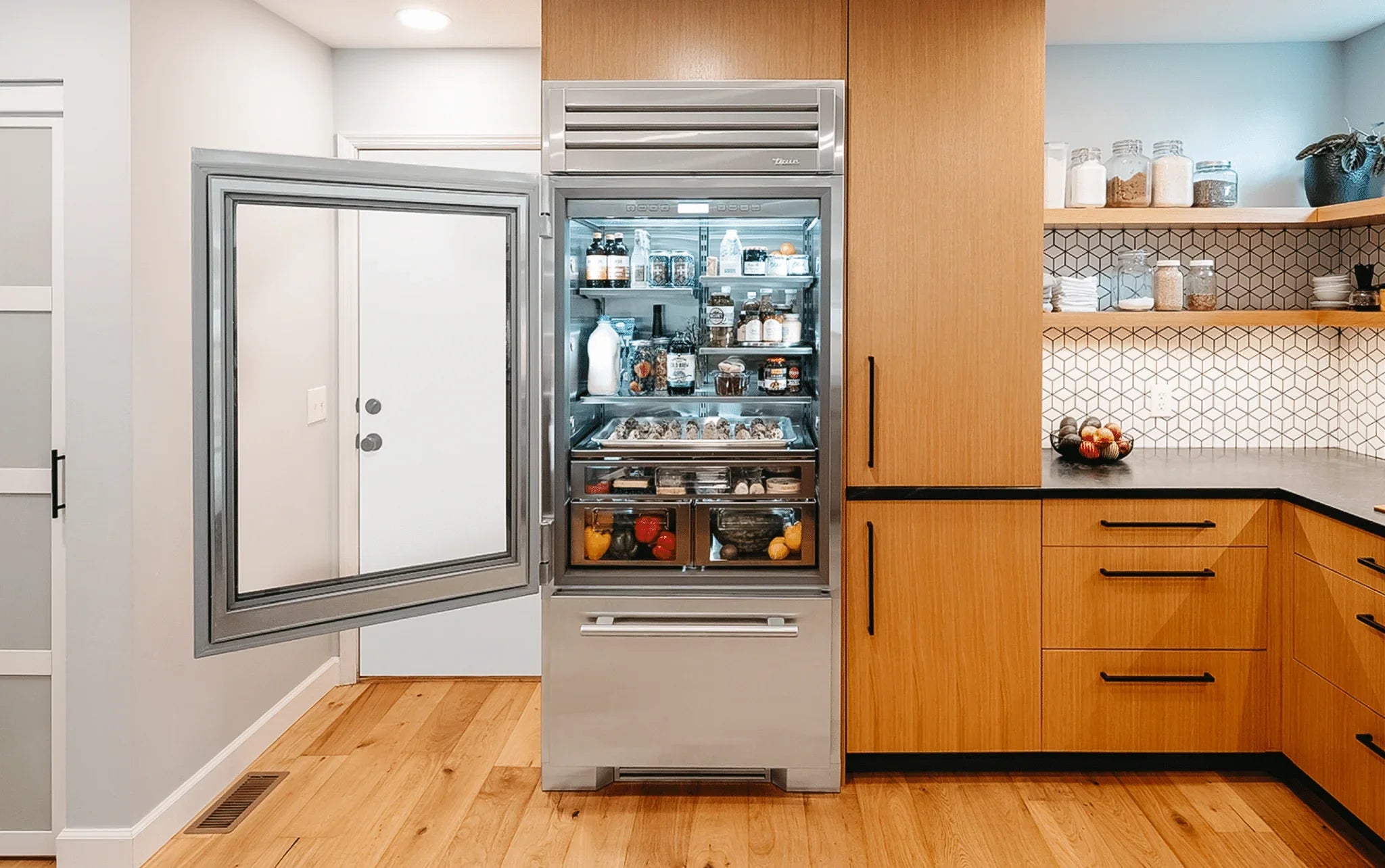 True-residential TR-30RBF | Column Refrigerator/Bottom Freezer | 30inch Stainless Steel