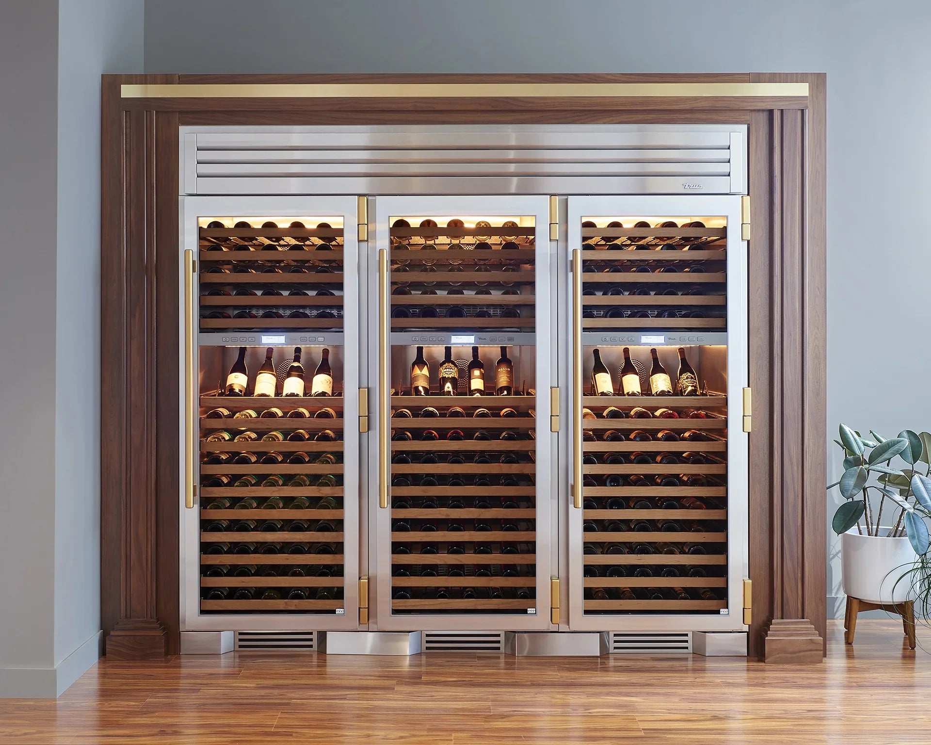 True-residential TR-30DZW | Column | 30inch Dual Zone Wine Cooler 150 Bottle