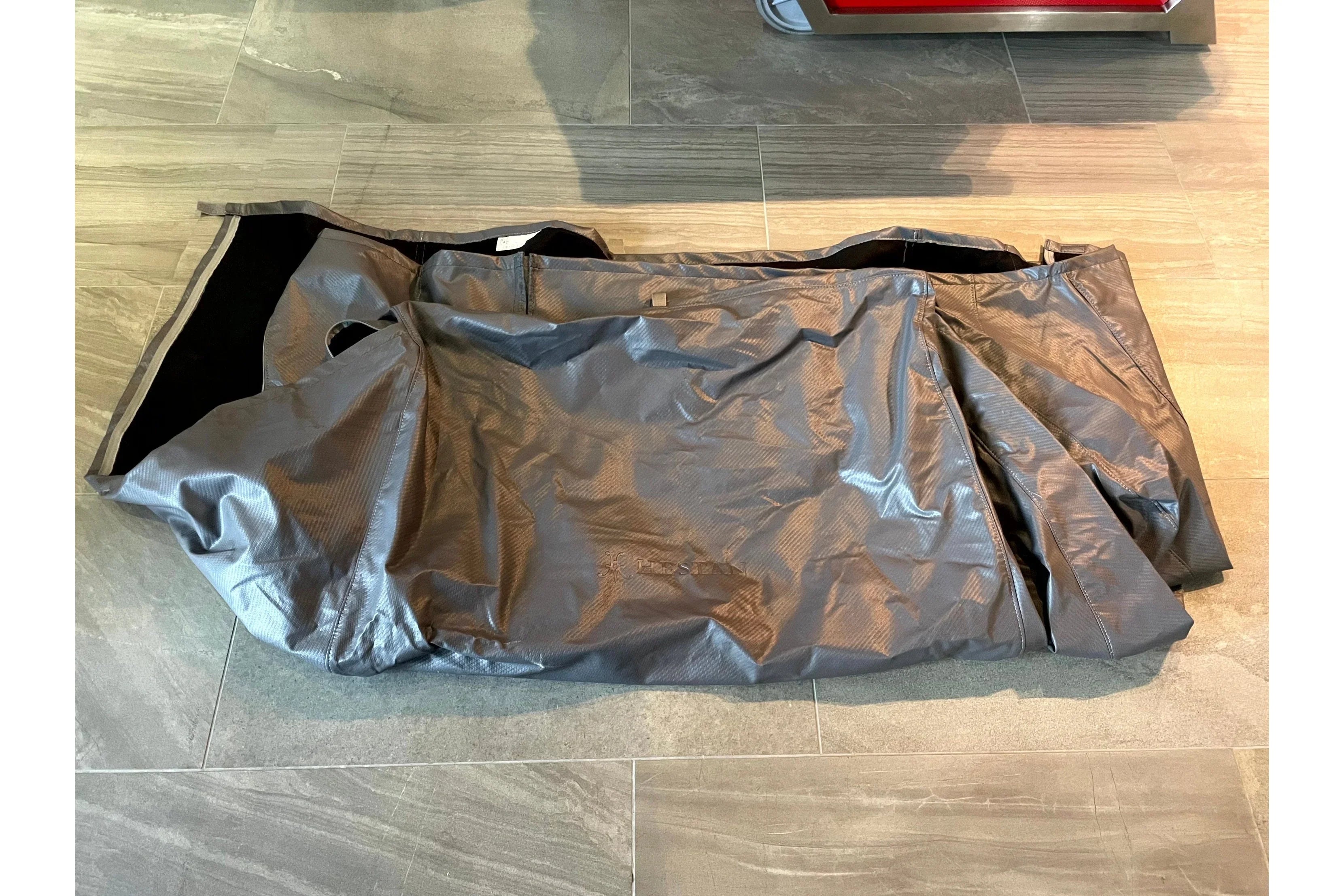 Hestan AGVC30C | Grill Cover | Carbon Fiber Vinyl for 30" Freestanding Grill
