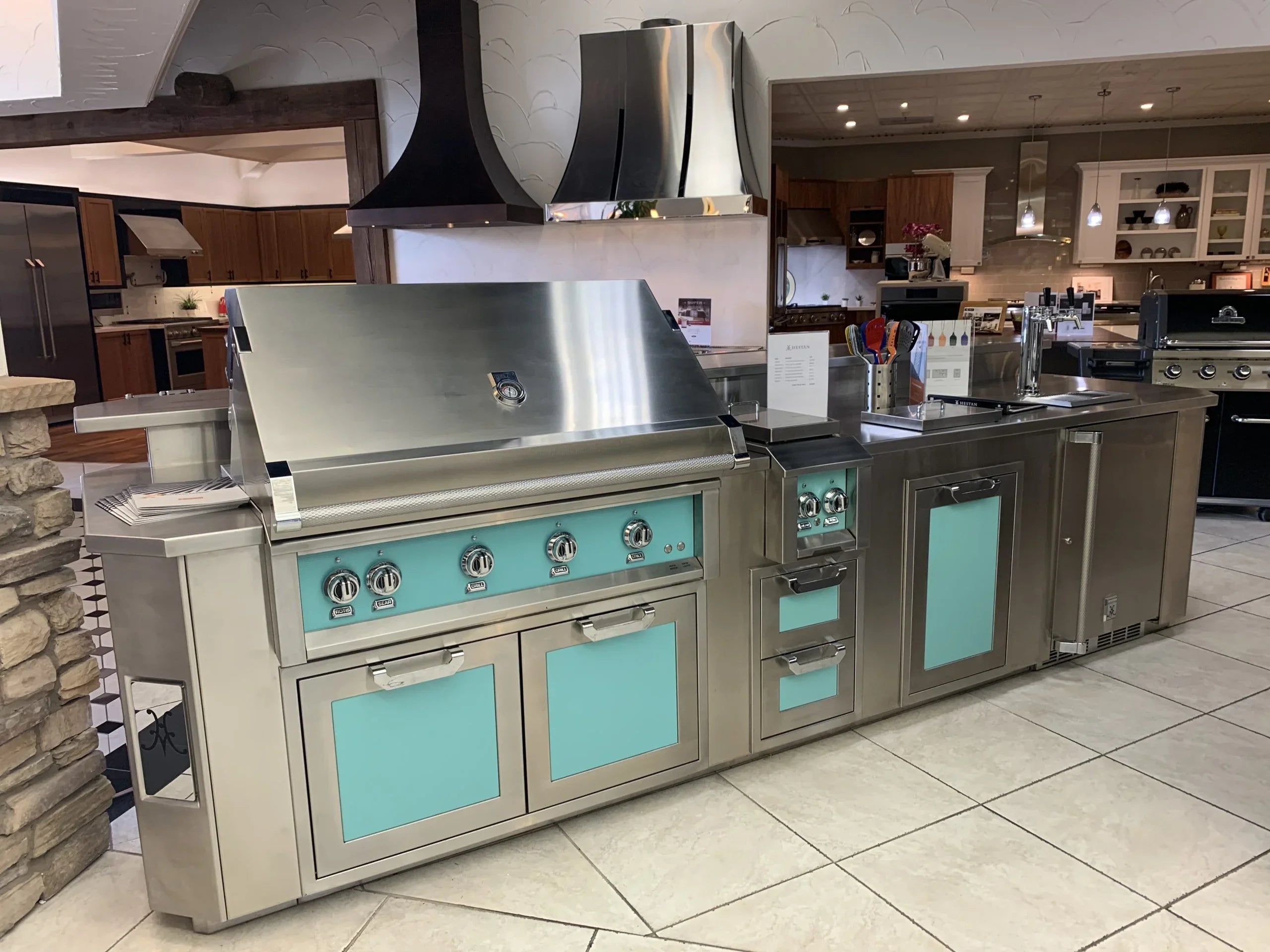 Hestan AGSD30 | Double Storage Doors for Outdoor Kitchen