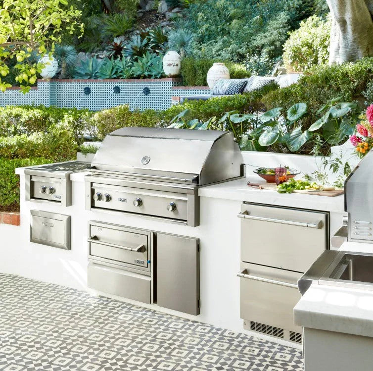 Lynx L42CC-1 | Outdoor Kitchen Convenience Center | Warming Drawer Utility Drawer LP Tray