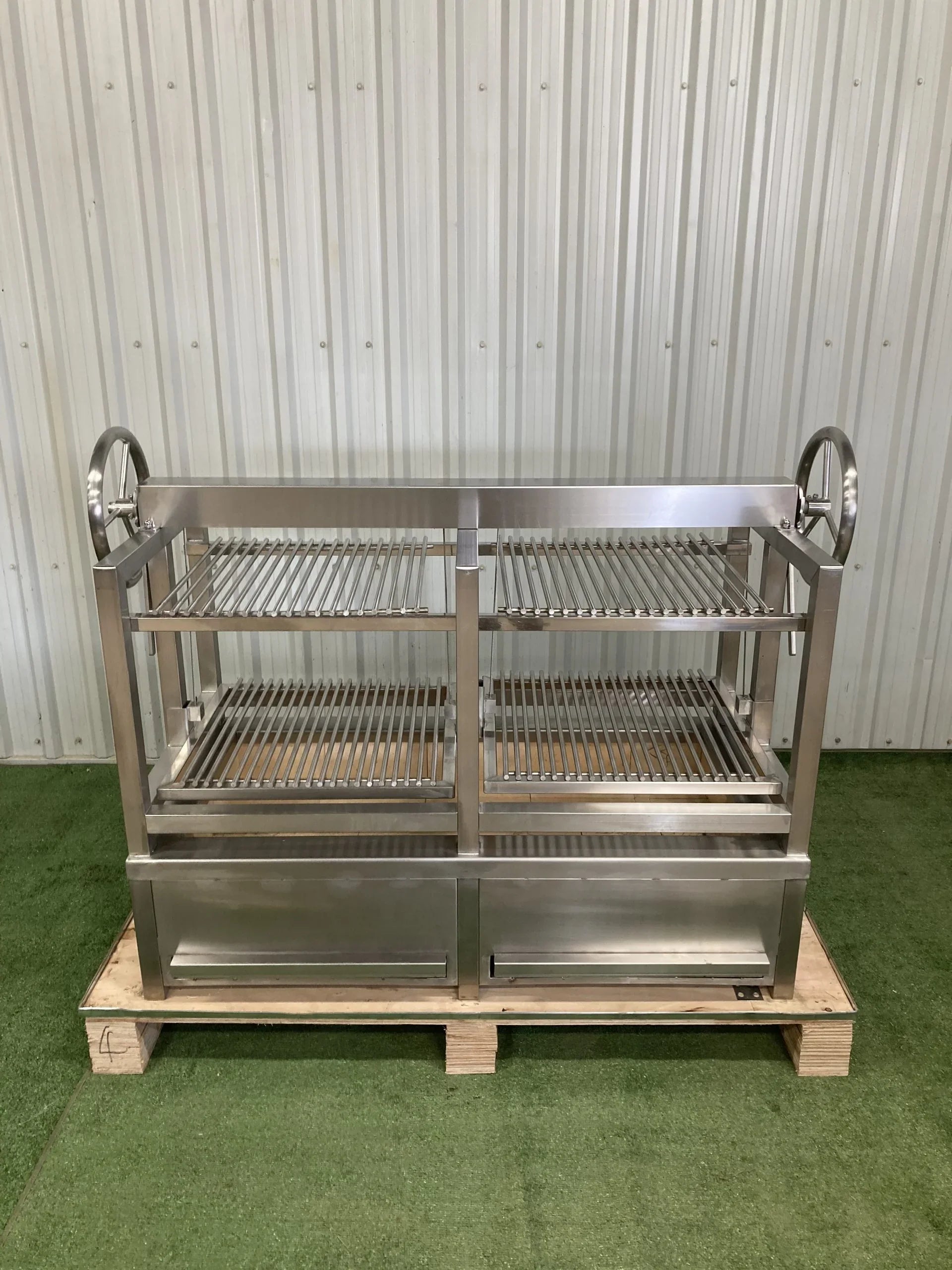 Charcoal Chariots TORO2 | Argentine-Style Open Fire Grill