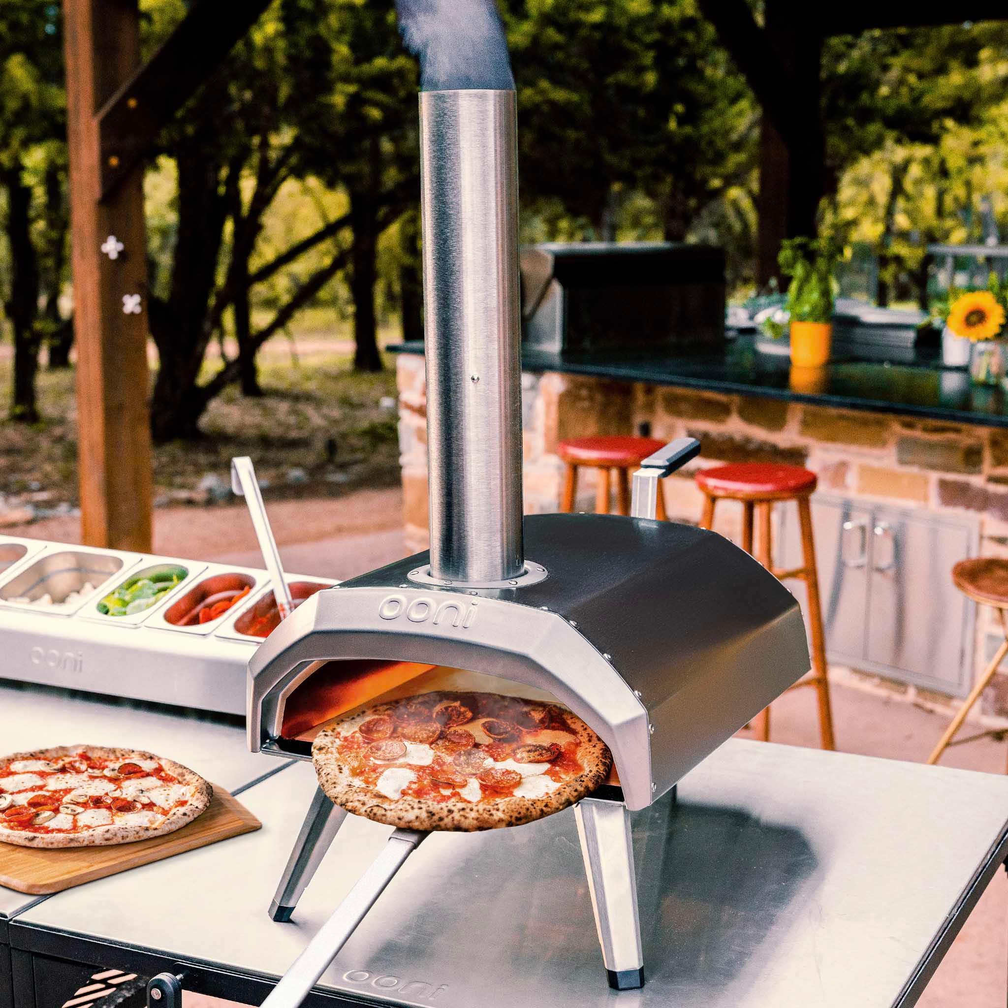 Ooni UU-P09400 | Pizza Turning Peel | Backyard Pizza Tools