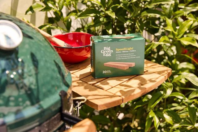 Big Green Egg 136473 | Charcoal Starter | SpeediLight Sticks