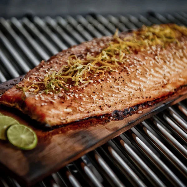 Broil King 63280 | Cedar Grilling Planks 2-Pack | Smoky Flavor Enhancer