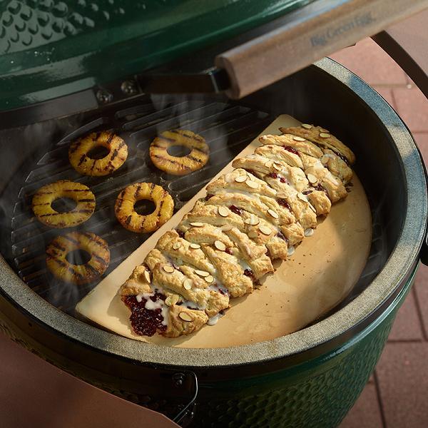 Big Green Egg 120960 | Half Moon convEGGtor for indirect cooking