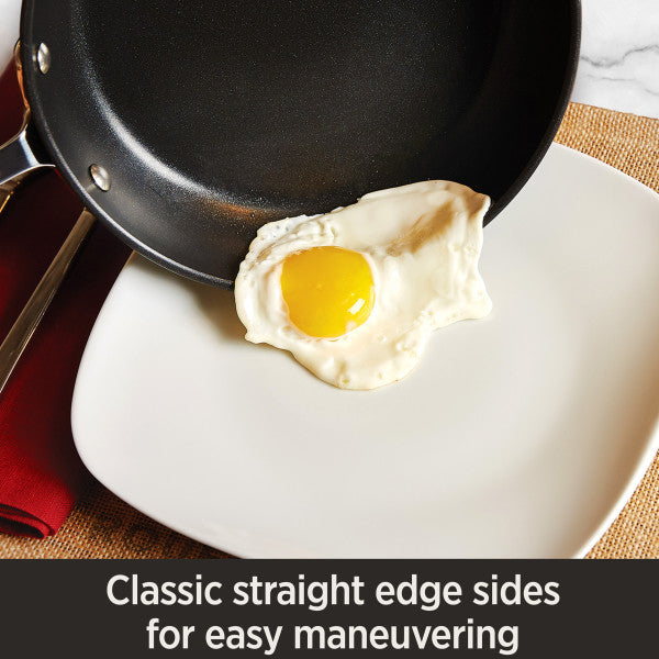 All-Clad HA1 Hard Adonized Nonstick Cookware 2.5qt Sauce Pan w/Lid | E1132664