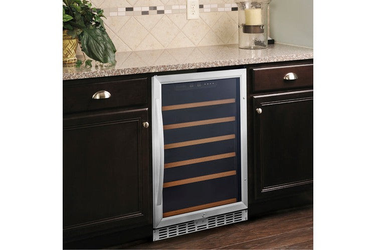 Eurodib USF54S Eurodib Urban Style Wine Cabinet, reach-in, one-section, self-contained, (57) bo