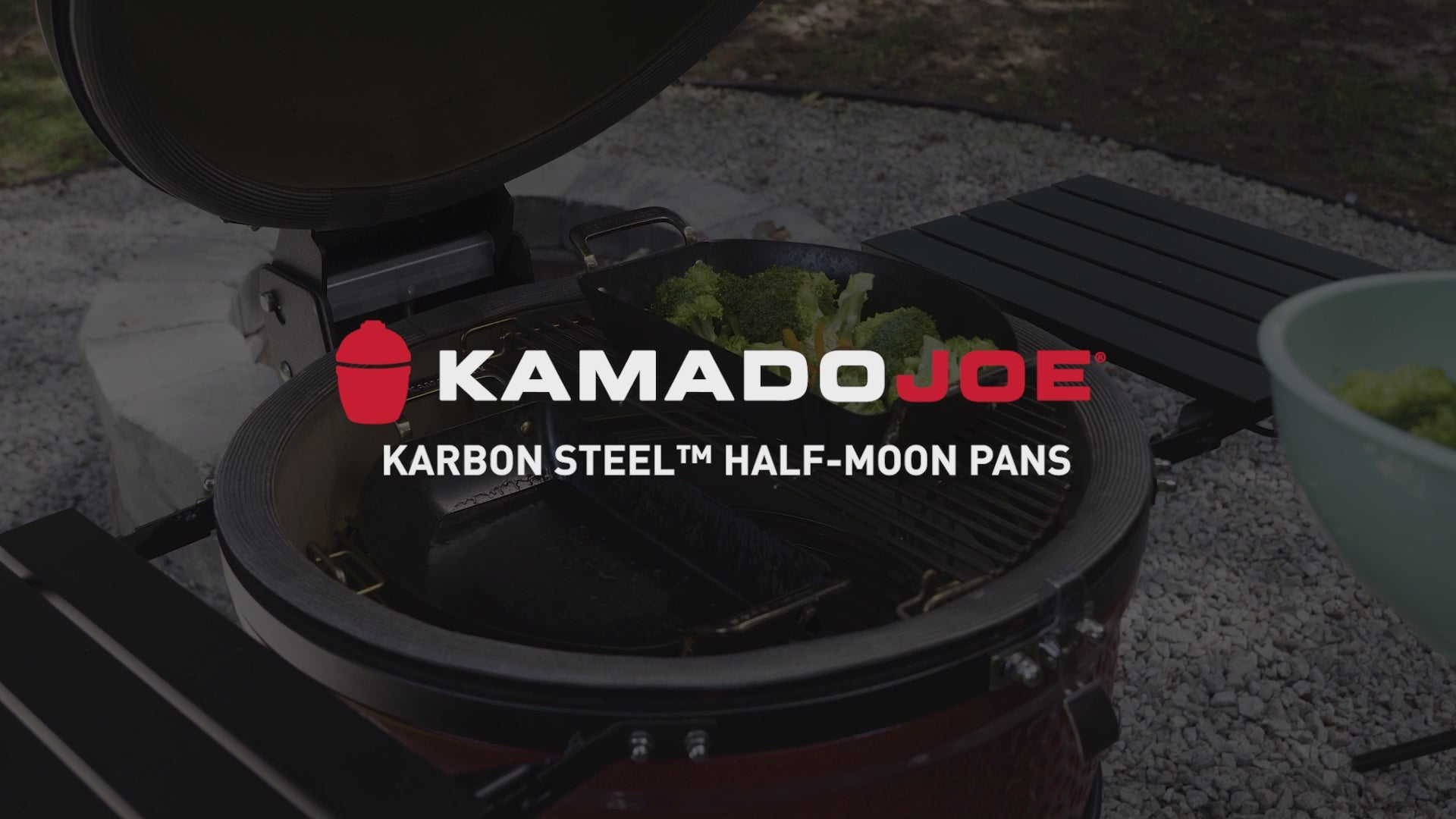 Kamado Joe KJ15124822 | Karbon Steel Half-Moon Pan Set