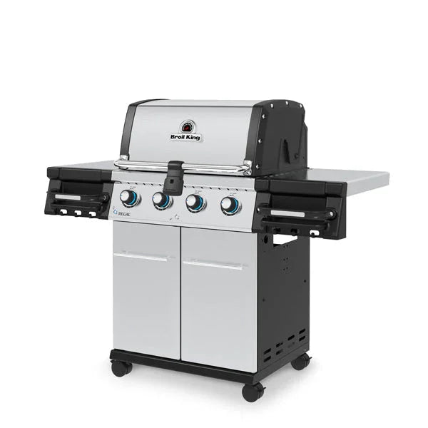 Broil King 956317 | Regal S 420 Pro Grill | 695 sq. in. Cooking Space