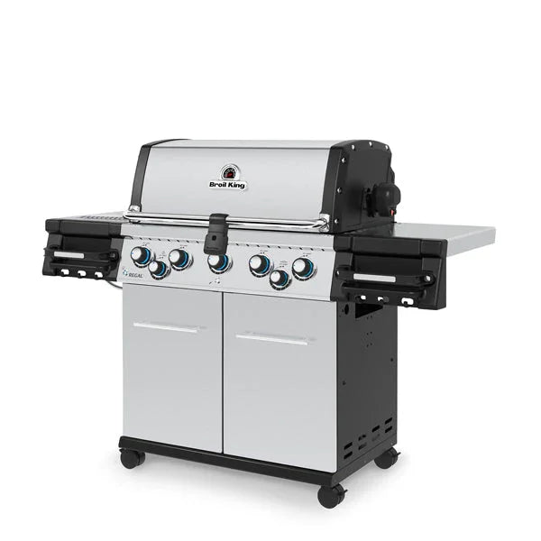 Broil King 958947 | Regal S590 Pro IR Grill
