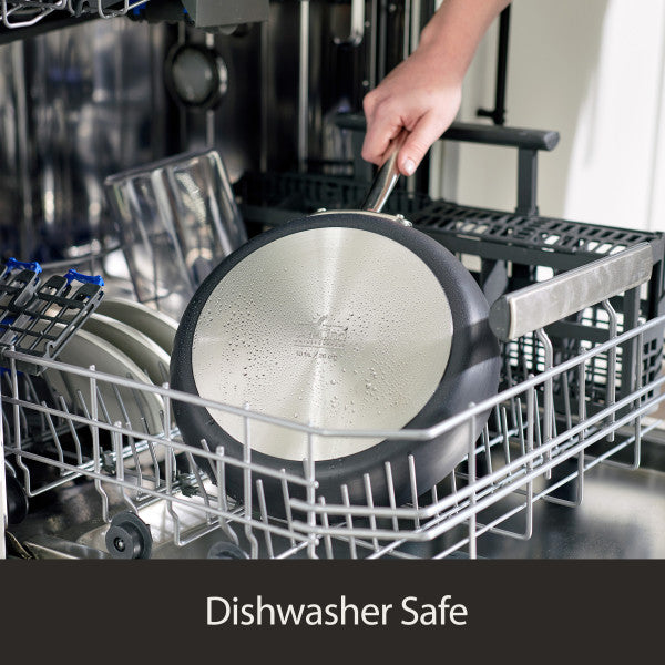 All-Clad HA1 Hard Adonized Nonstick Cookware 2.5qt Sauce Pan w/Lid | E1132664