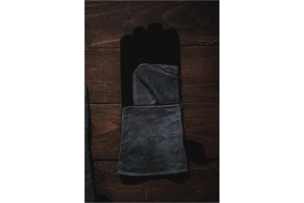 Black Earth B7-0128 Grilling Gloves