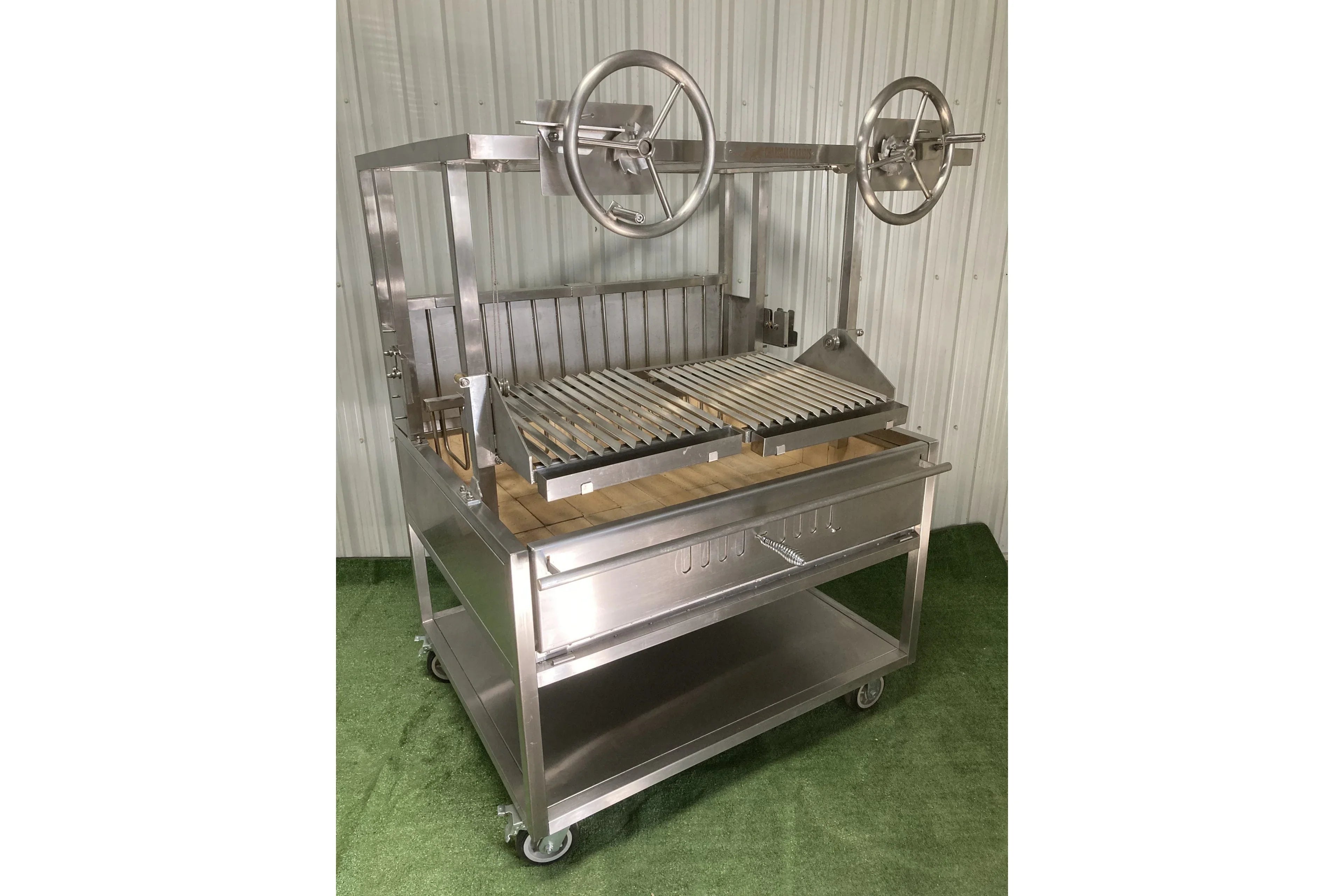 Charcoal Chariots ASPER | Ultimate Live-Fire Grill with Adjustable Grates and Pig Roast